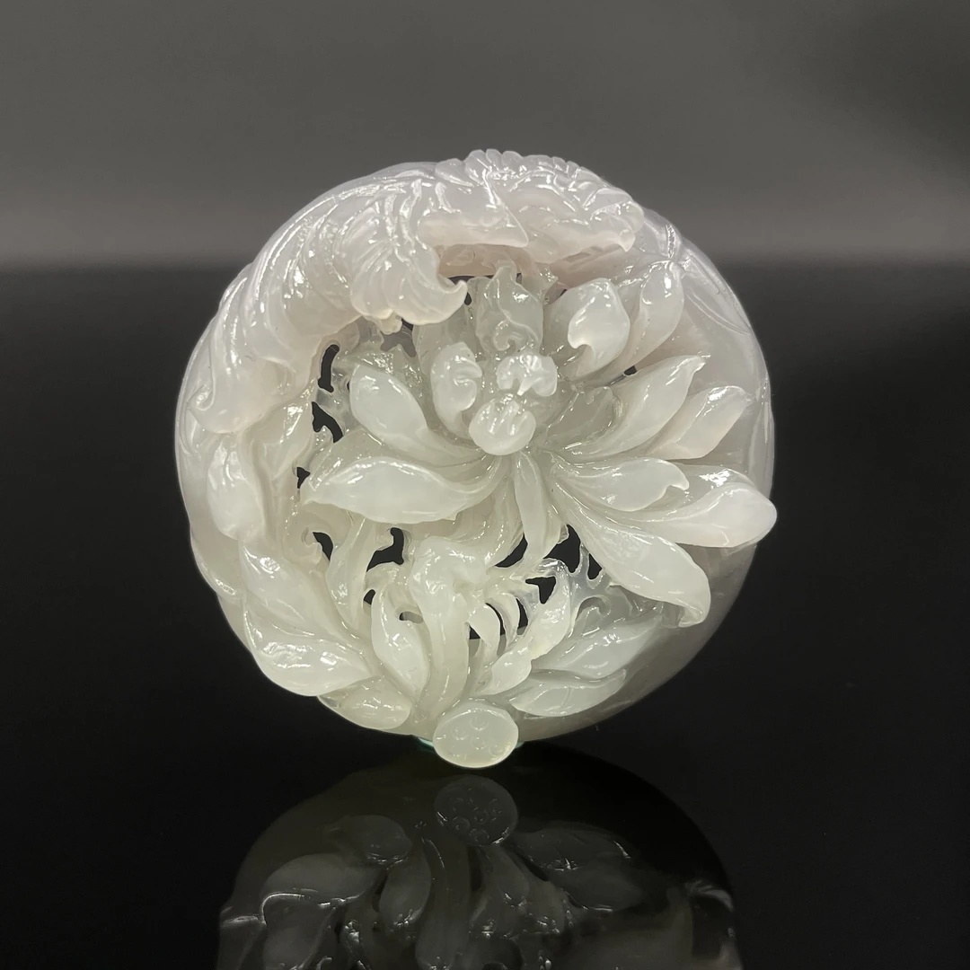 0102GY8669和田玉挂件