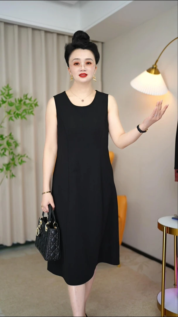 主播同款大码背心裙显瘦中老年百搭裙宽松内搭打底长裙无袖A02-1