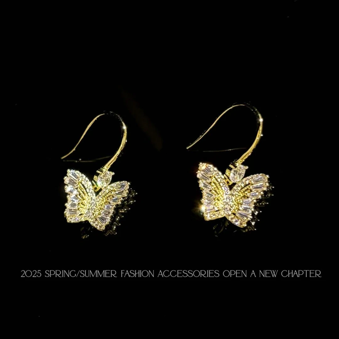 铜合金耳饰 镀K金 2025款C9034【云端捕蝶金】BOBAOLI 耳钉
