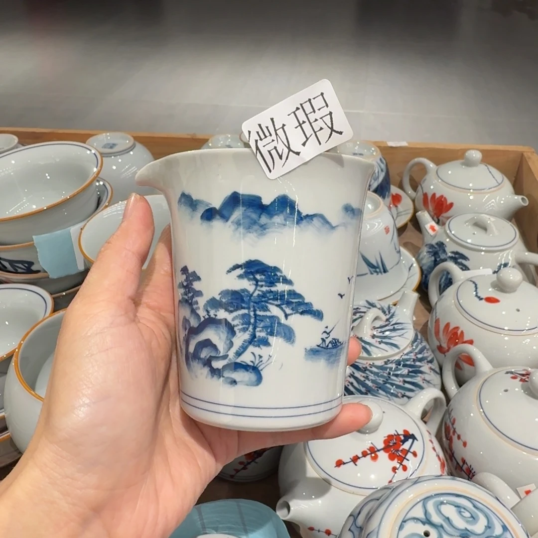 釉下手绘茶具微瑕