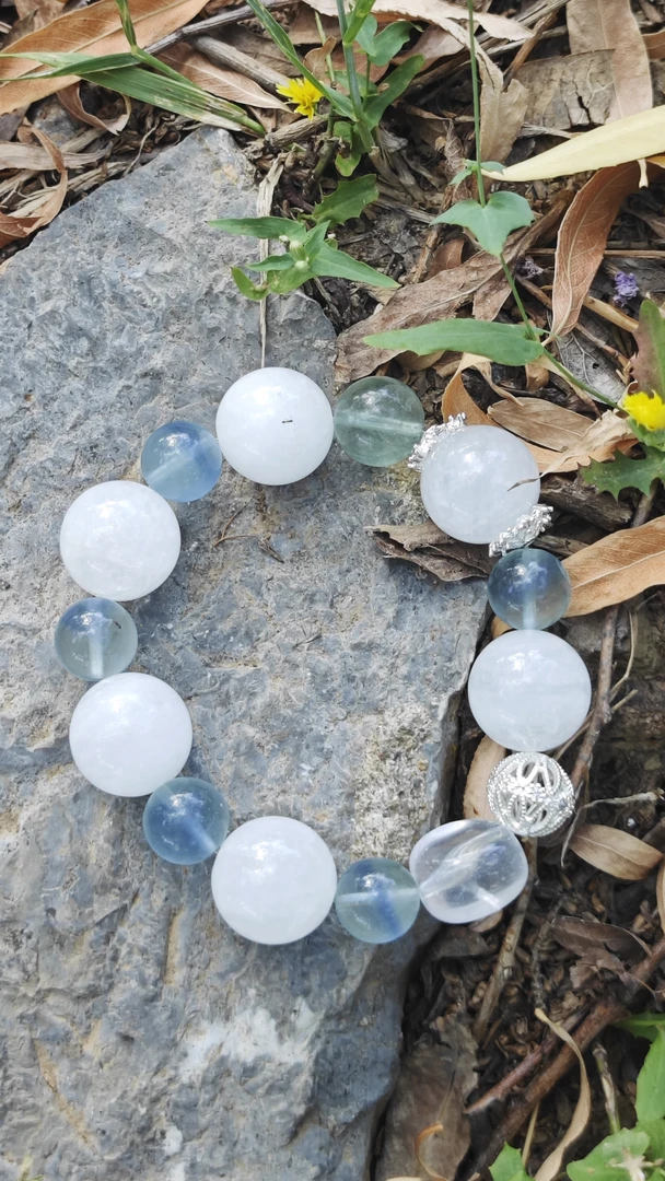 天然水晶手串白水晶蓝莹石