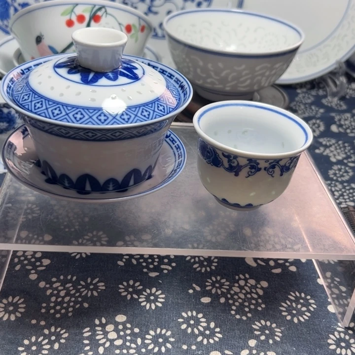 景德镇青花玲珑瓷青花玲珑三才盖碗一个小茶杯