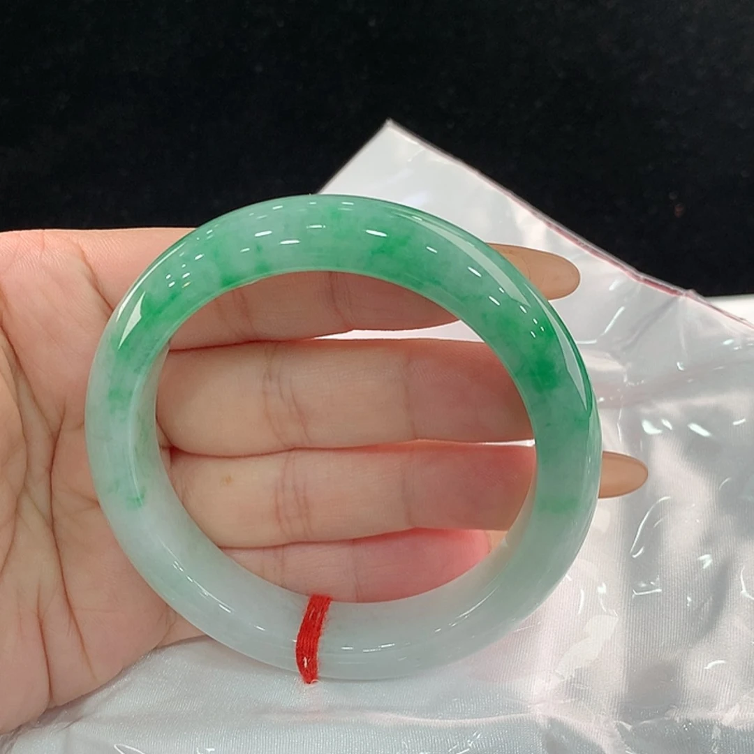 【闪购商品】未镶嵌手镯翡翠58.8，58/59