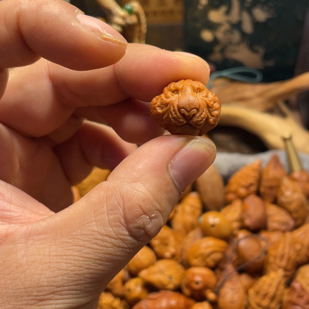 橄榄核手串/手链虎头695