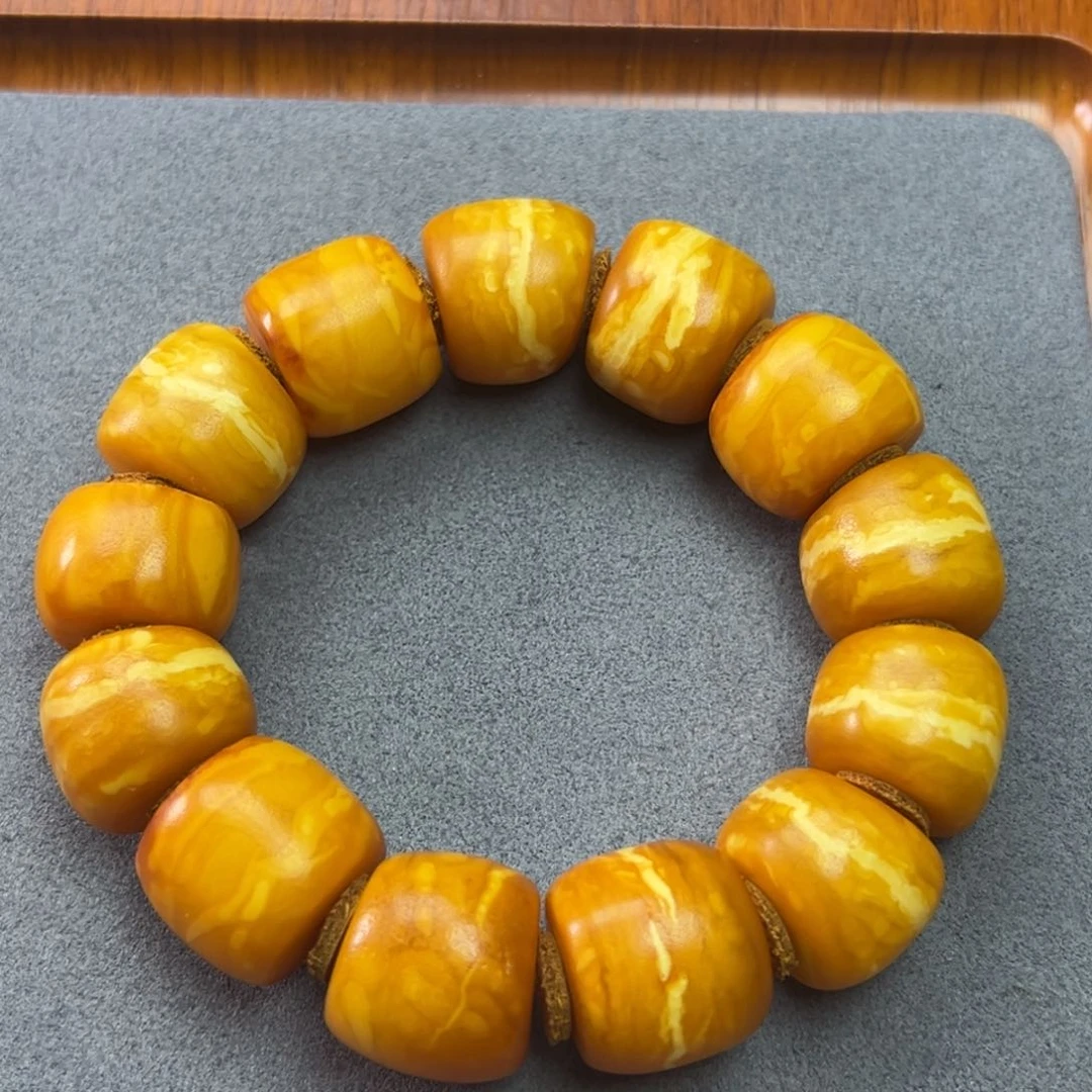 未镶嵌吊坠(不含链)蜜蜡