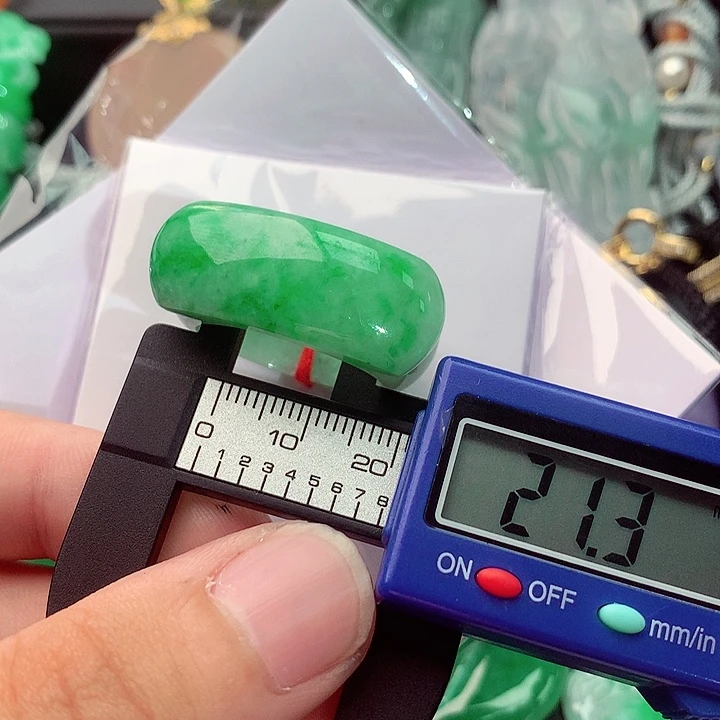 未镶嵌戒指翡翠A货
