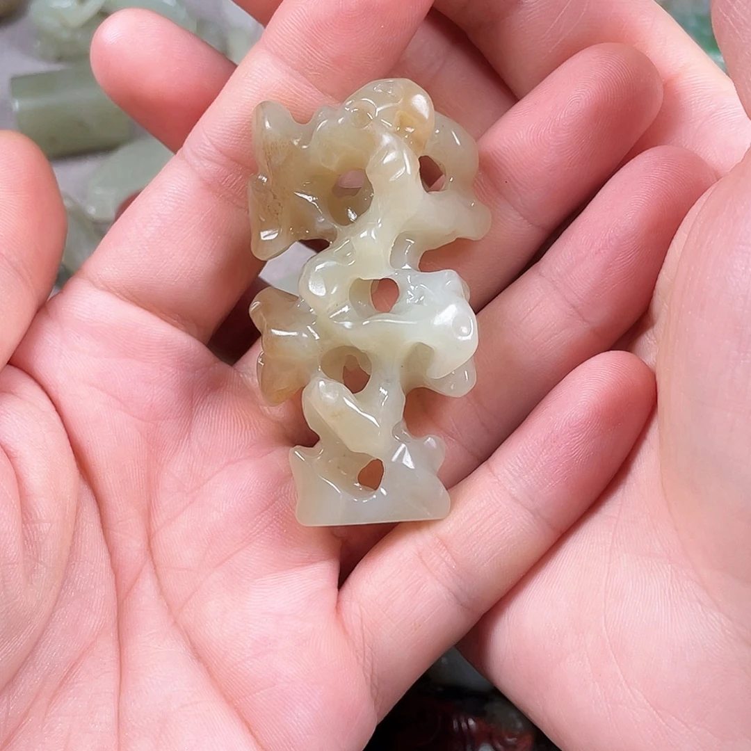 三***环颈饰未镶嵌和田玉
