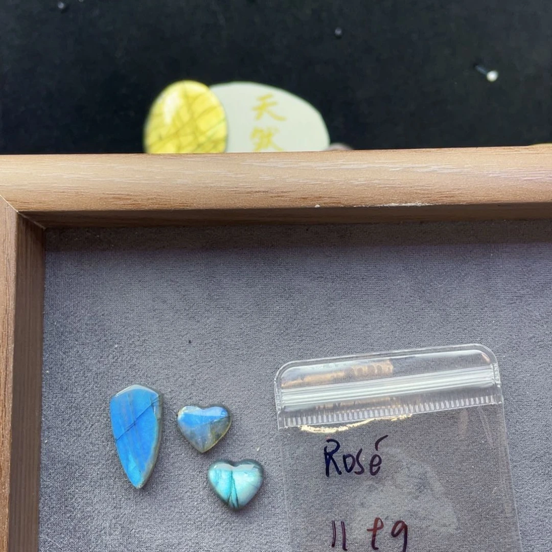 未镶嵌珠宝半成品水晶R****-