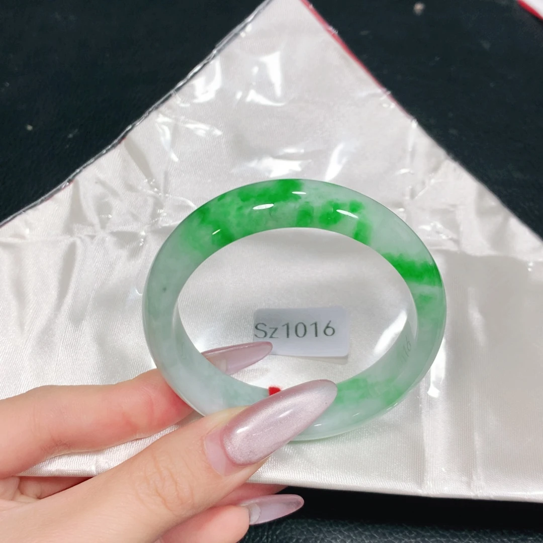 翡翠未镶嵌手镯Sz1016-04