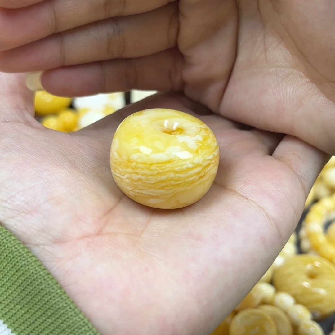 琥珀未镶嵌手串平安扣