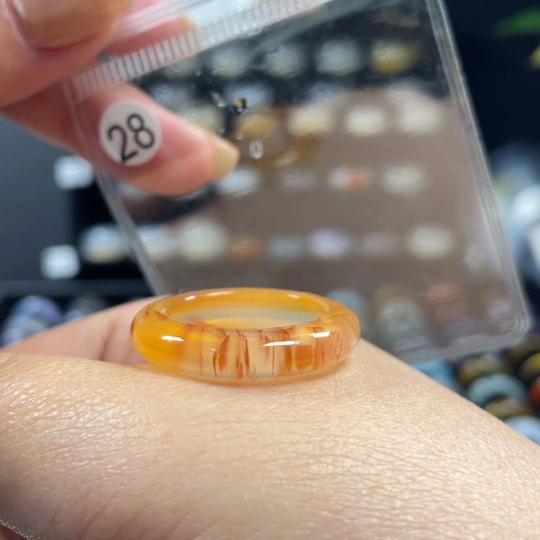 玛瑙/玉髓未镶嵌戒指28号港码21直径19.3（非质量问题.不退不换