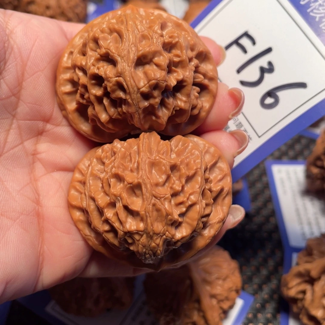 桃核把件136号宫灯45尺