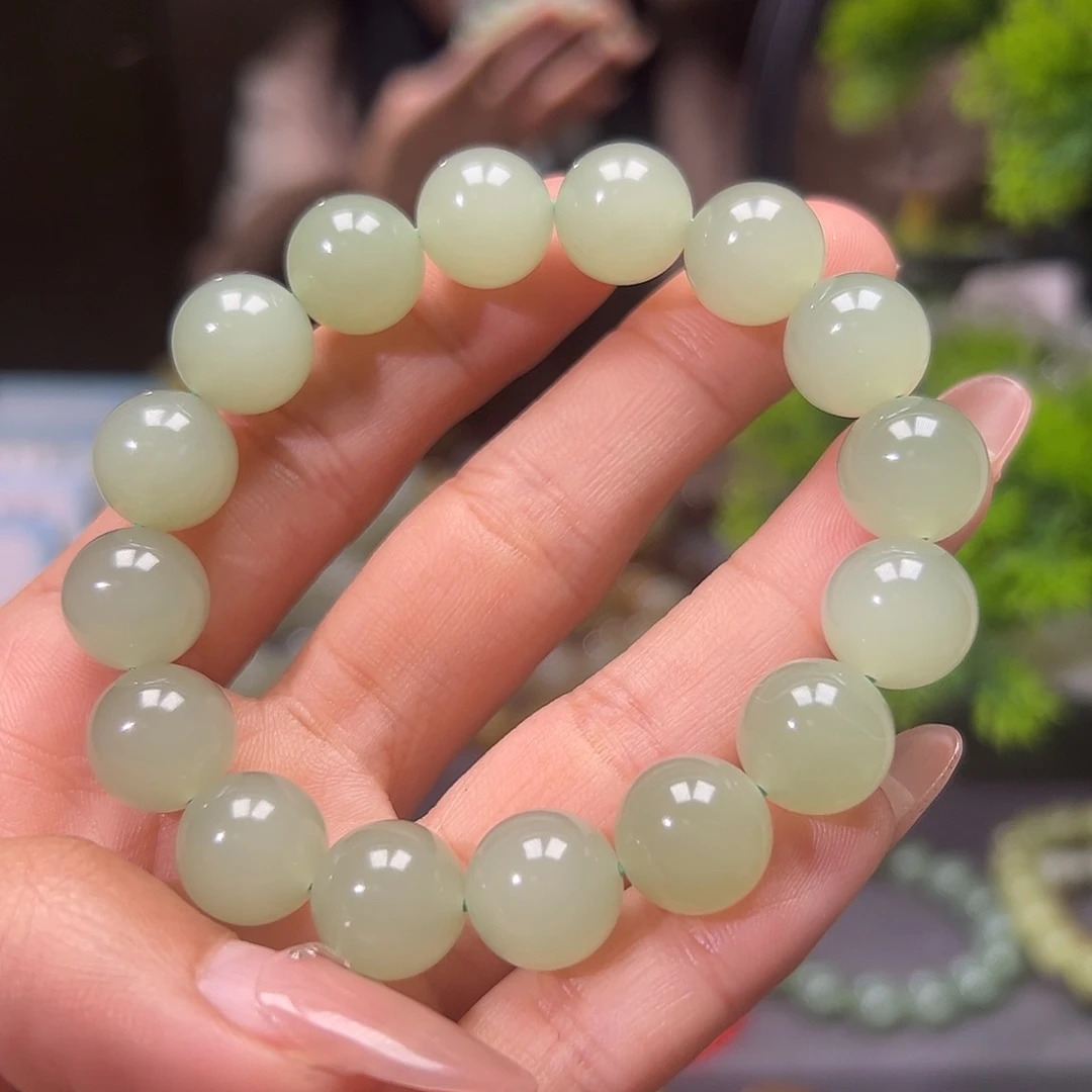 和田玉未镶嵌手串高冰起荧光