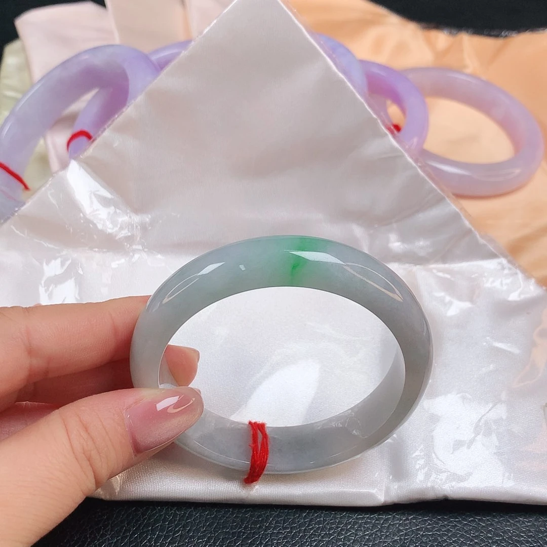 翡翠手镯未镶嵌073xccvbb