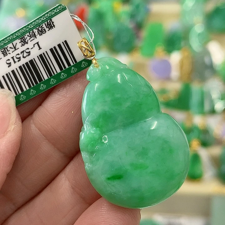 翡翠颈饰18K金镶嵌挂件