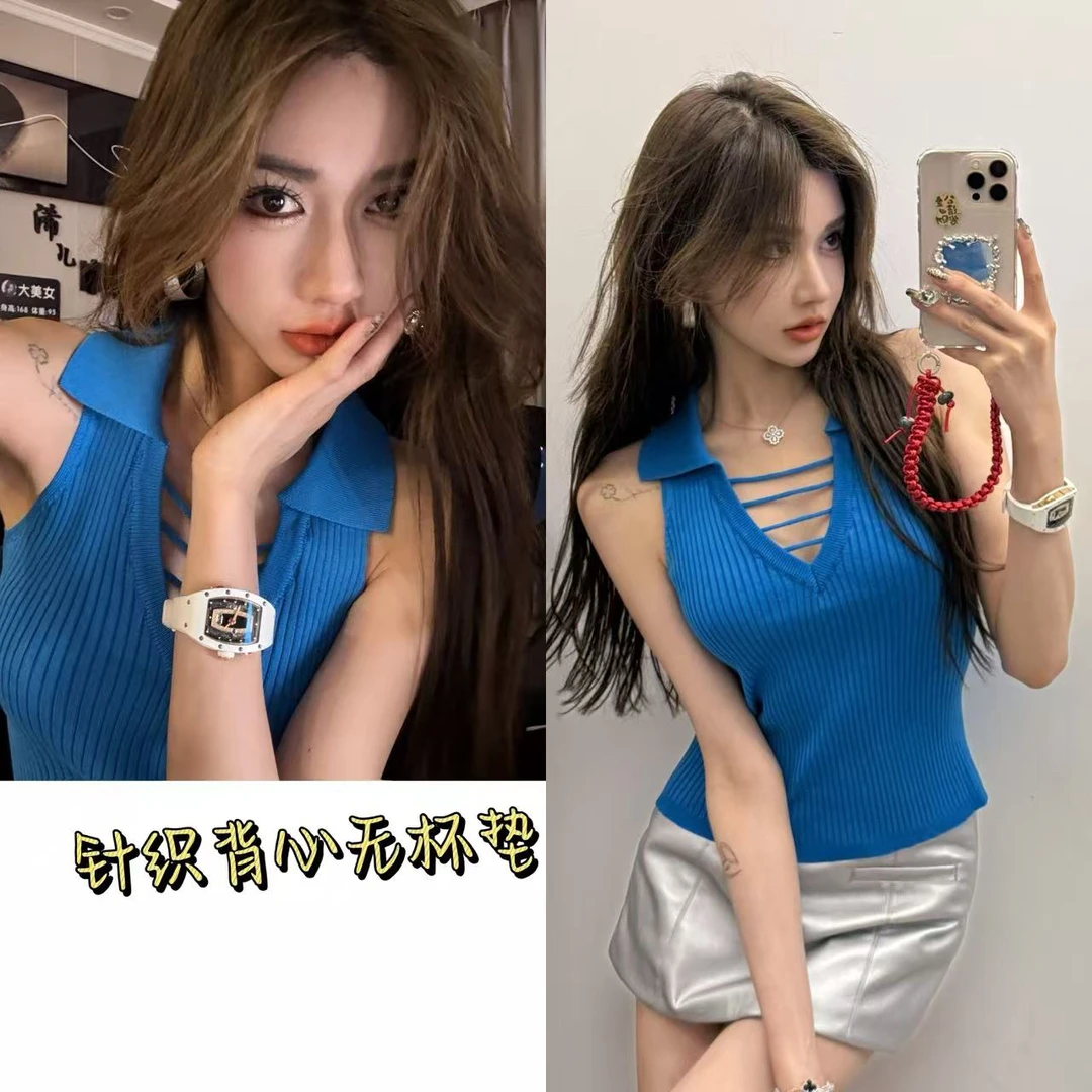 蓝色镂空v领针织无袖背心短款修身上衣