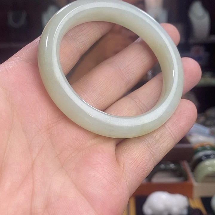 马***哥未镶嵌手镯和田玉