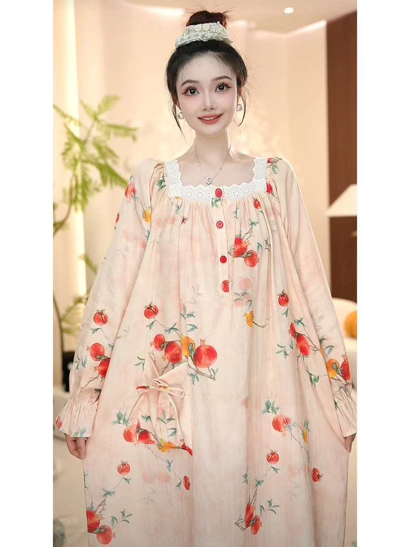 【石榴花】秋季长袖睡裙女带胸垫透气睡衣女士甜美欧若智性风