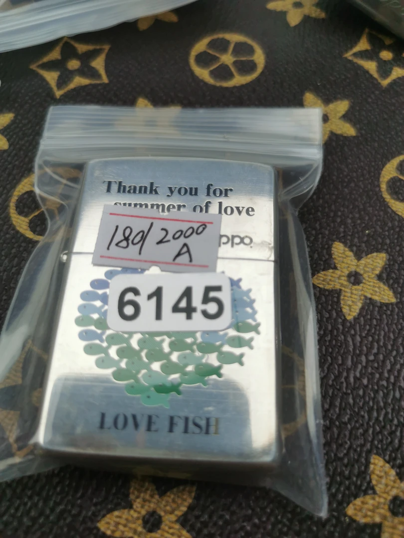 Zippo打火机回血2000A镀银鱼-6145