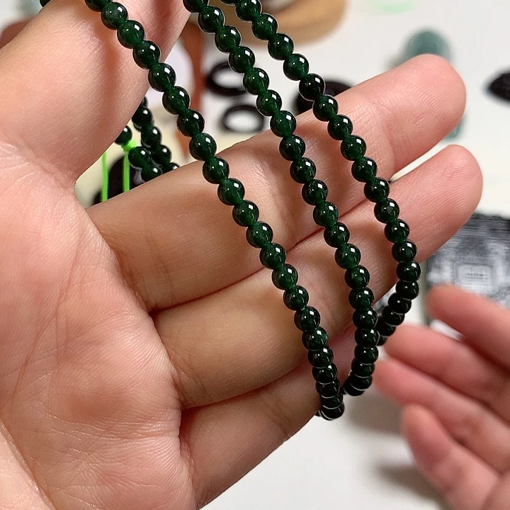 翡翠未镶嵌颈饰翡翠4