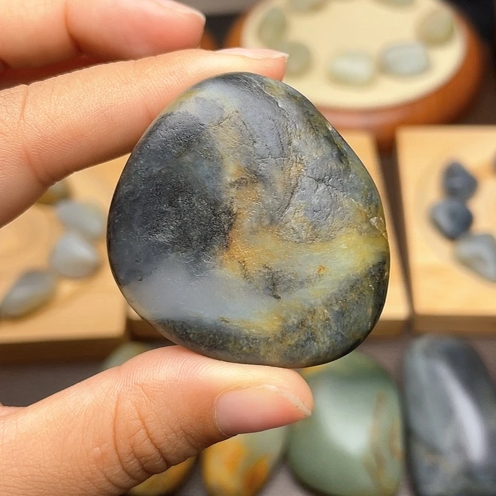 颈饰未镶嵌和田玉4