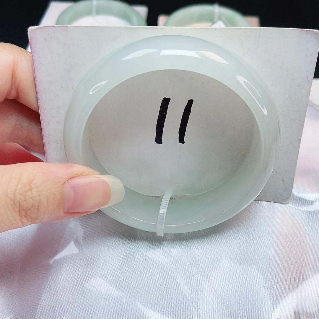 未镶嵌手镯翡翠轮胎57.2