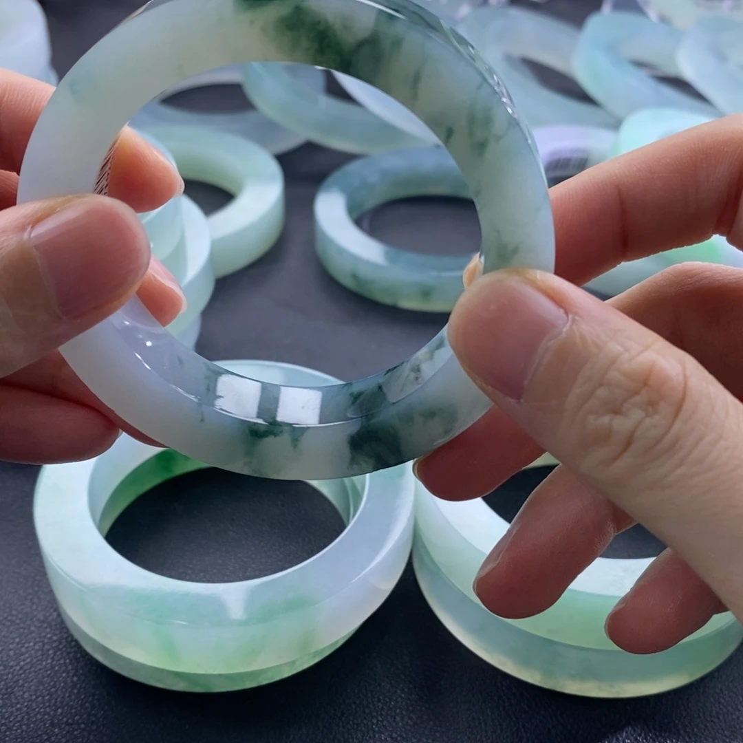 ****①定制翡翠未镶嵌翡翠