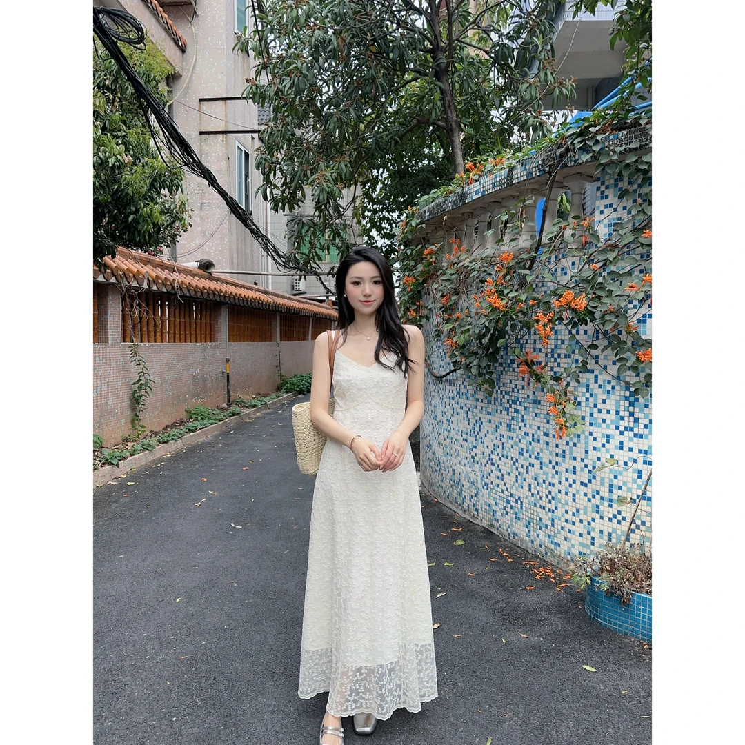 清仓【初恋蕾丝裙】加长春夏季蕾丝显瘦高级法式收腰吊带裙 SU005