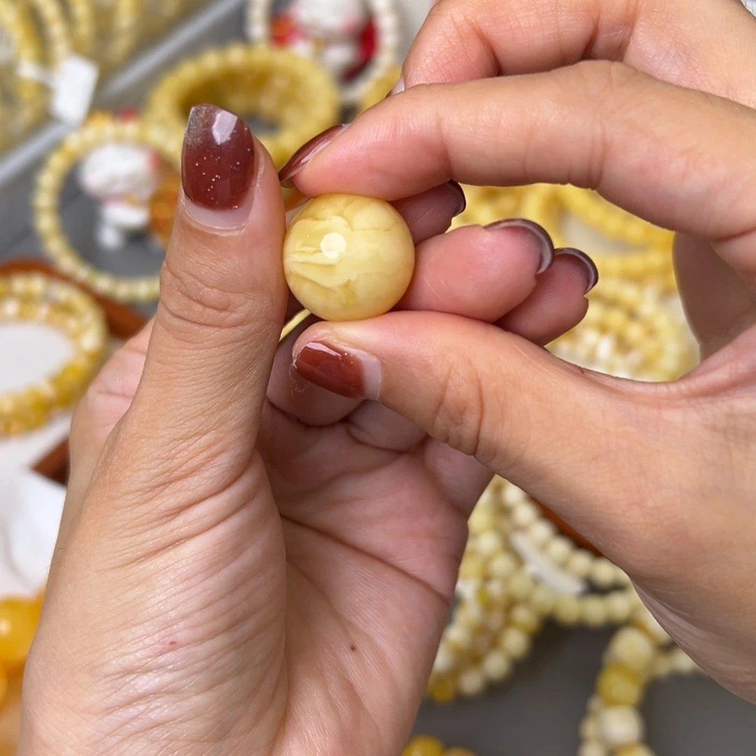 琥珀未镶嵌手链18mm 浓腊白花