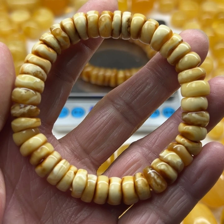 琥珀（矿物珀）未镶嵌裸石