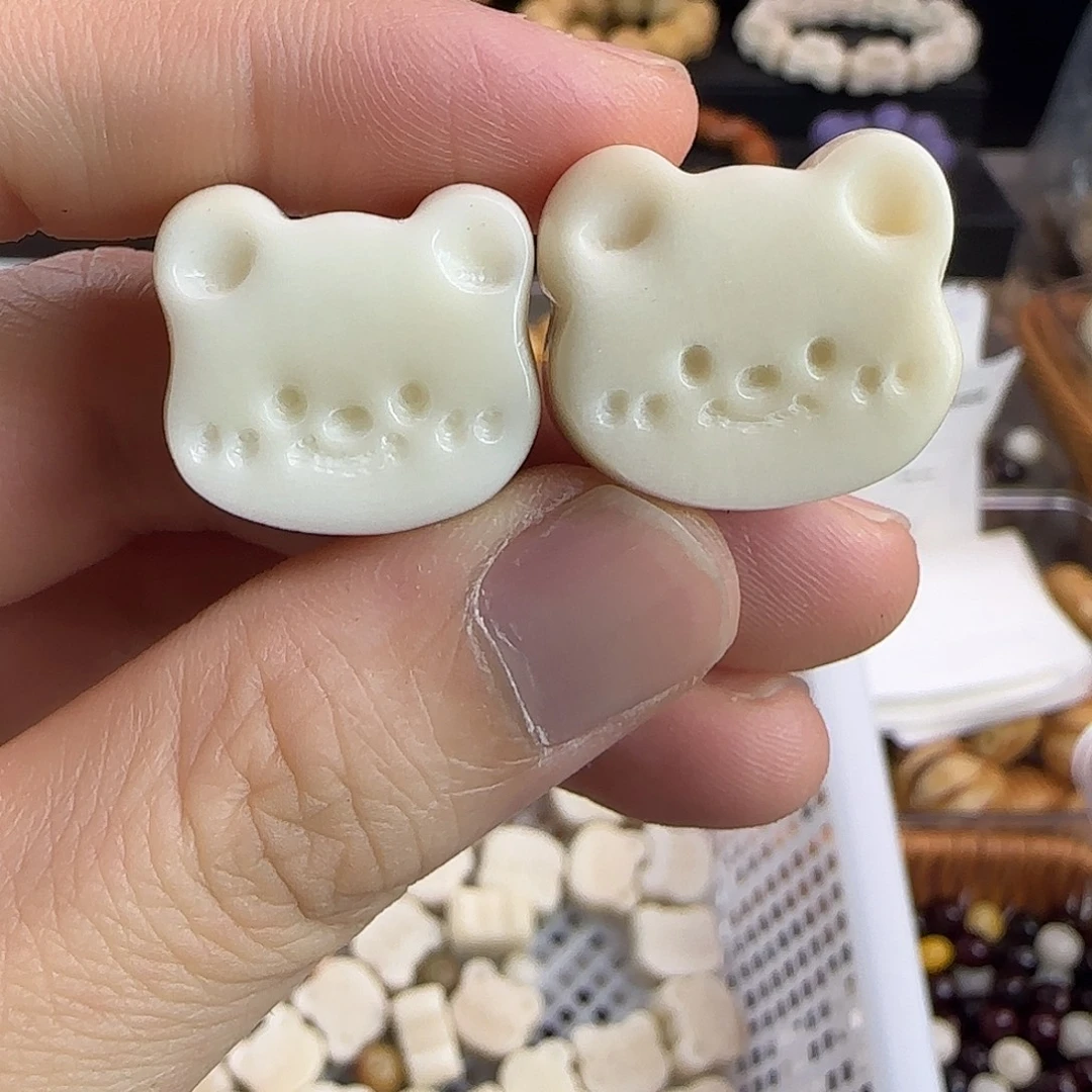 菩提根/象牙果手串微瑕疵熊头饼6颗