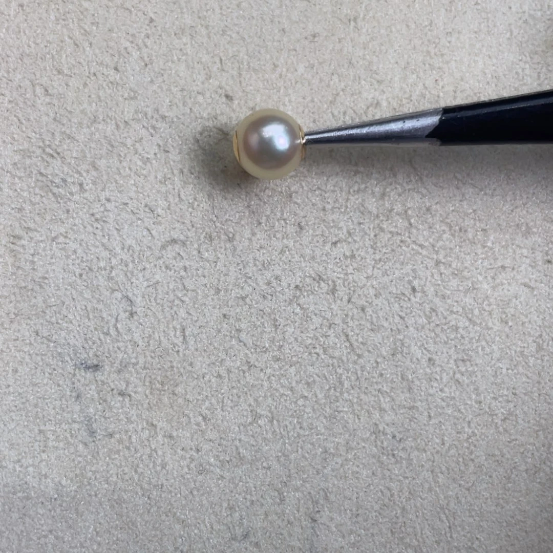 18K金镶嵌吊坠(不含链)海水珍珠