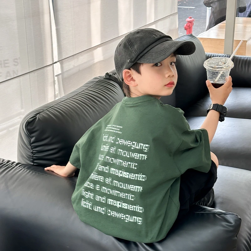 夏季短袖男简约风T恤男孩夏装短袖男童帅气韩版休闲儿童洋气