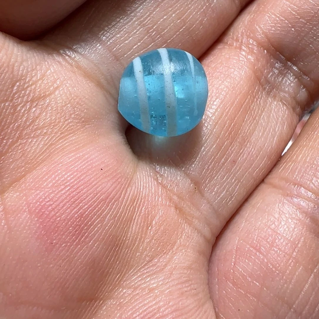 玻璃颈饰墨白藏传出品01