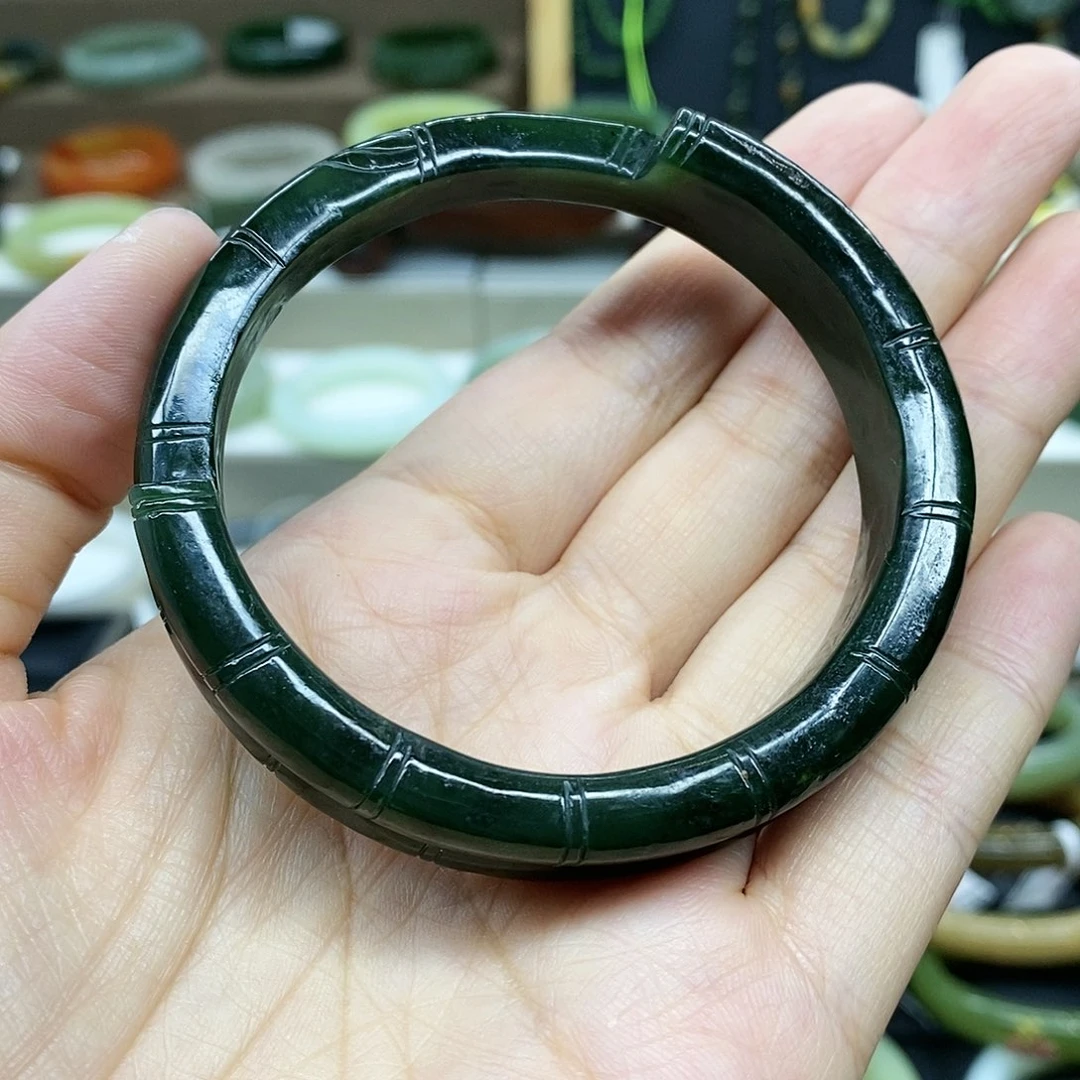 【闪购商品】未镶嵌手镯和田玉（碧玉）