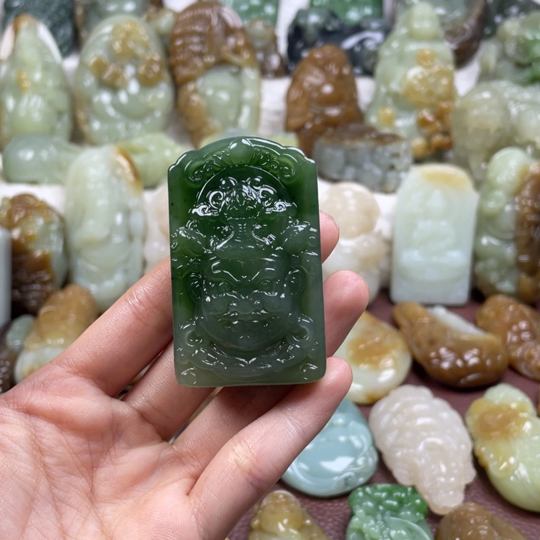 和田玉未镶嵌颈饰