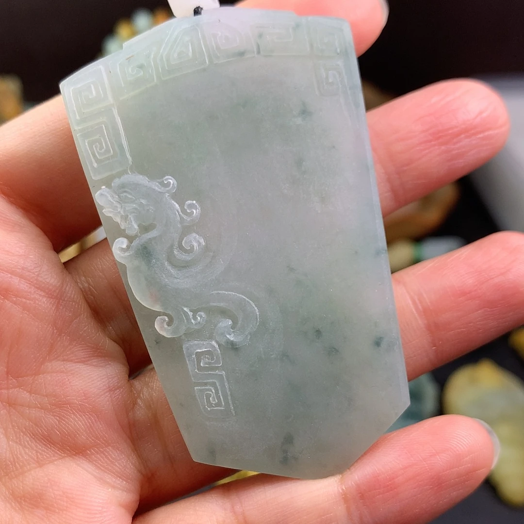 定制翡翠未镶嵌翡翠