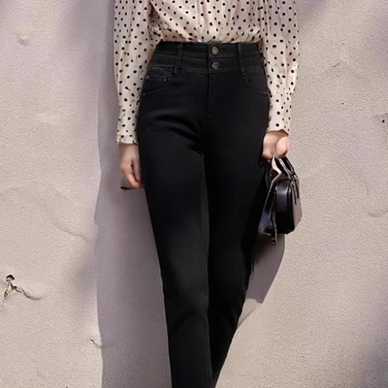 37886【依系列】黑色修身小脚牛仔裤1J153007D