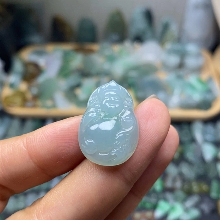 颈饰未镶嵌翡翠财爷爷