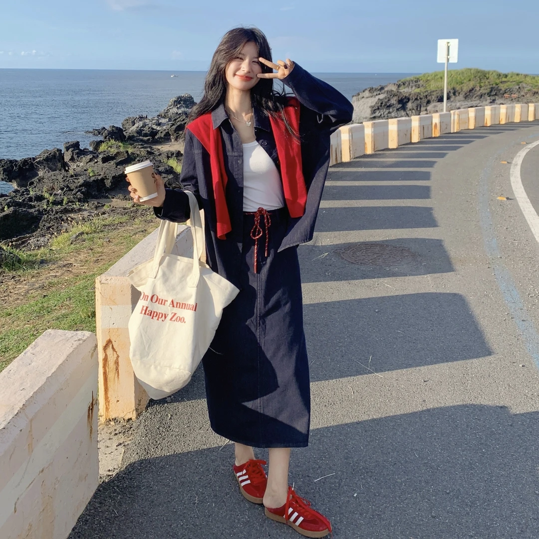 时尚休闲牛仔套装裙女2025年春秋新款配披肩装饰衬衫半身裙两件套