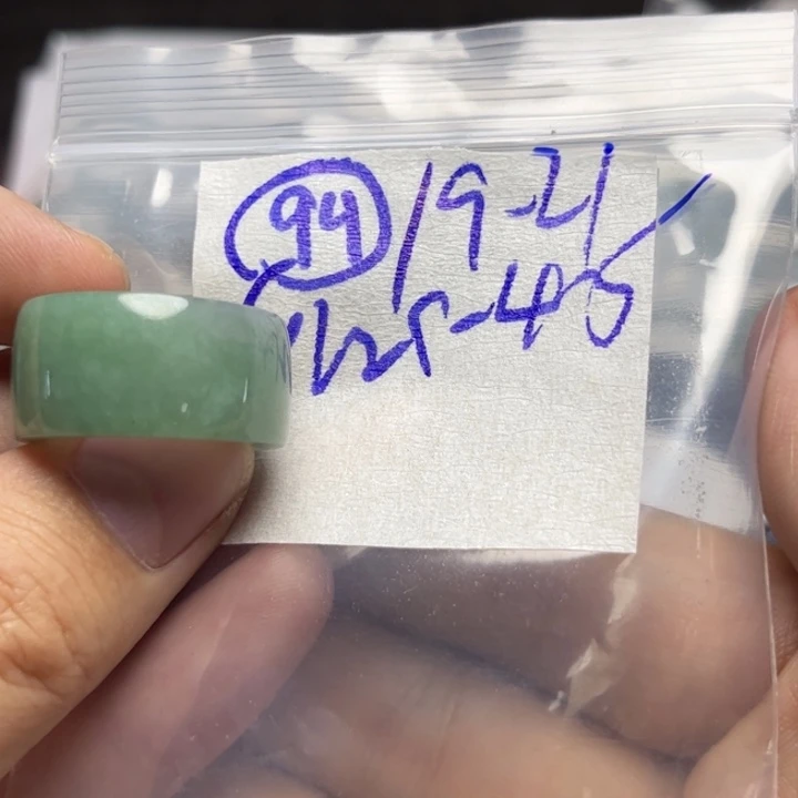 定制翡翠未镶嵌明天