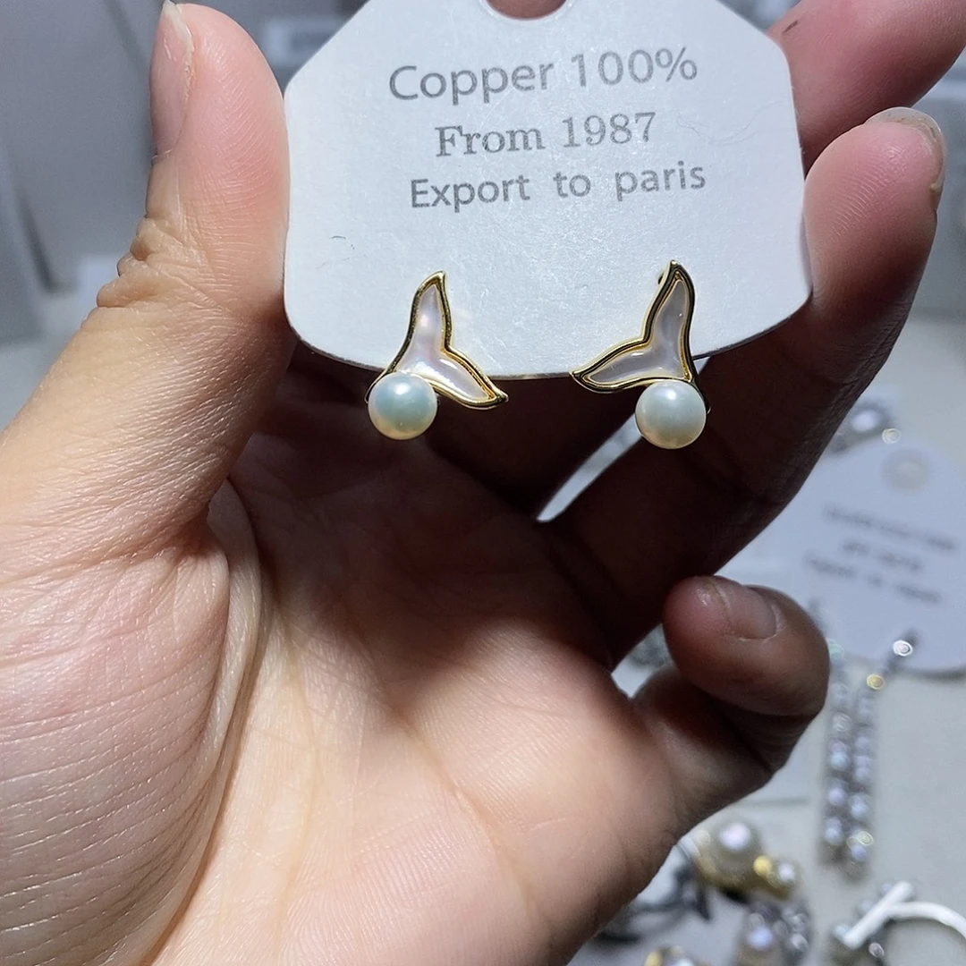 淡水珍珠未镶嵌耳饰