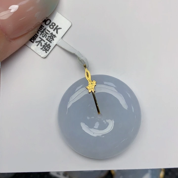 翡翠18K金镶嵌颈饰翡翠