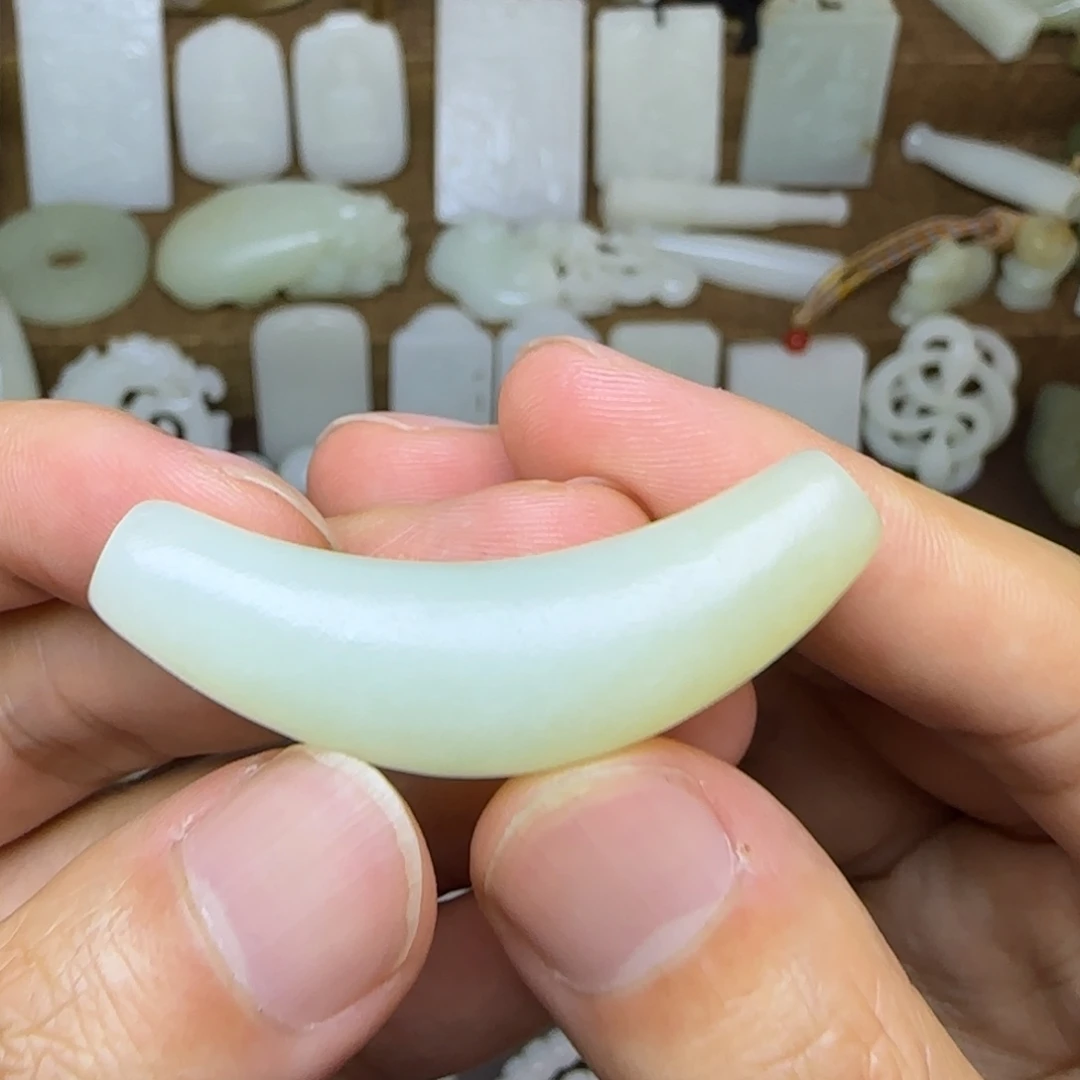 和田玉未镶嵌摆件