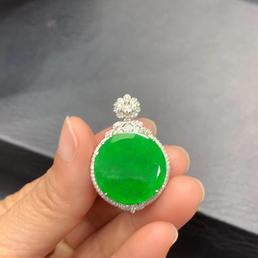 翡翠18K金镶嵌吊坠(不含链)