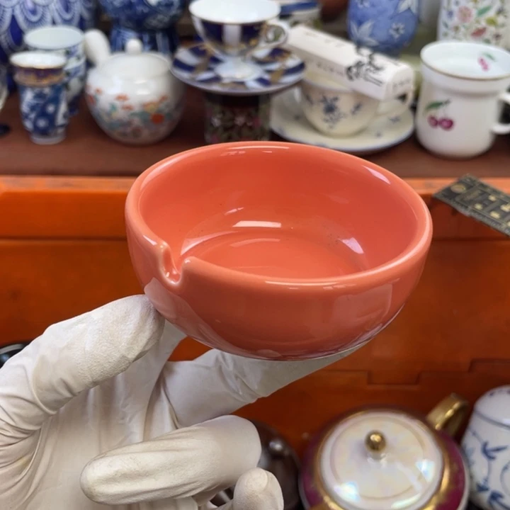 他家瓷器真美…开播了