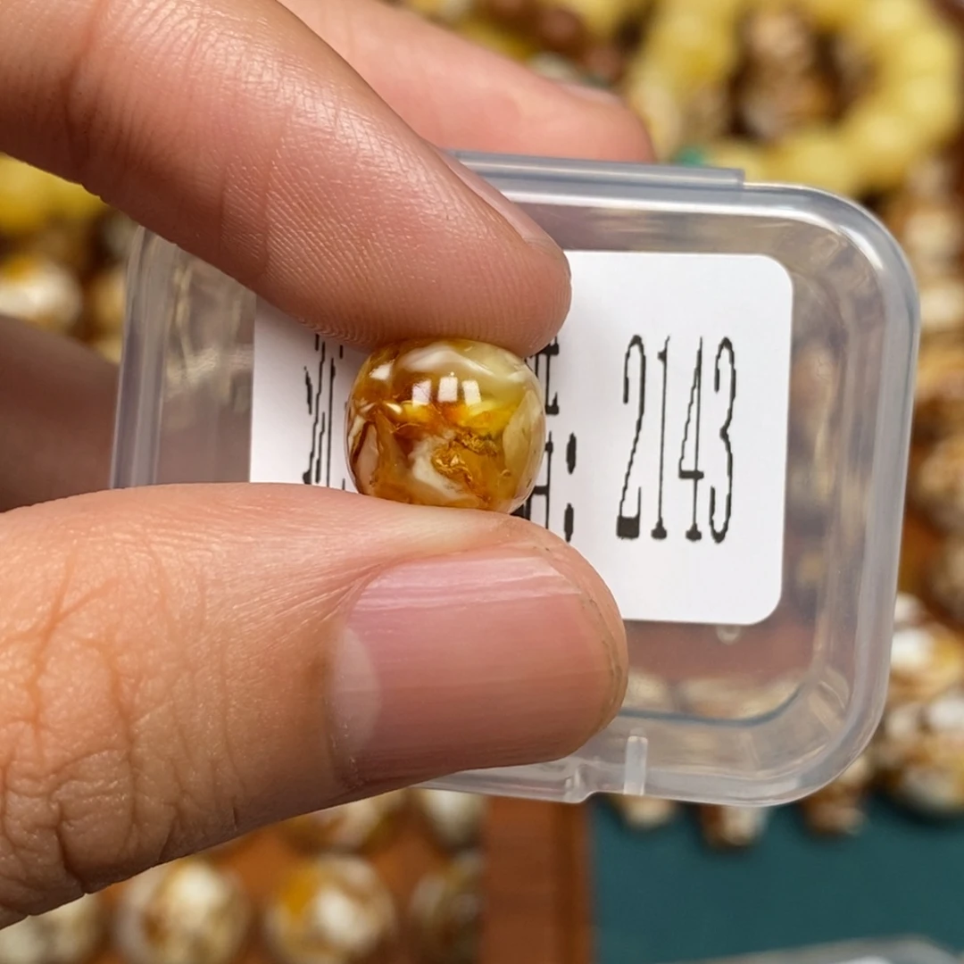 把件猴头核桃沁色圆珠老型2143