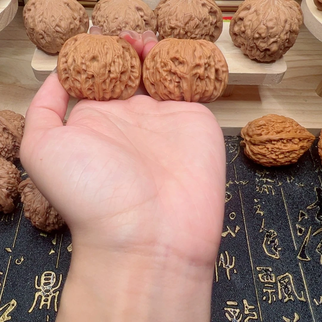 桃核把件磨盘42手把件