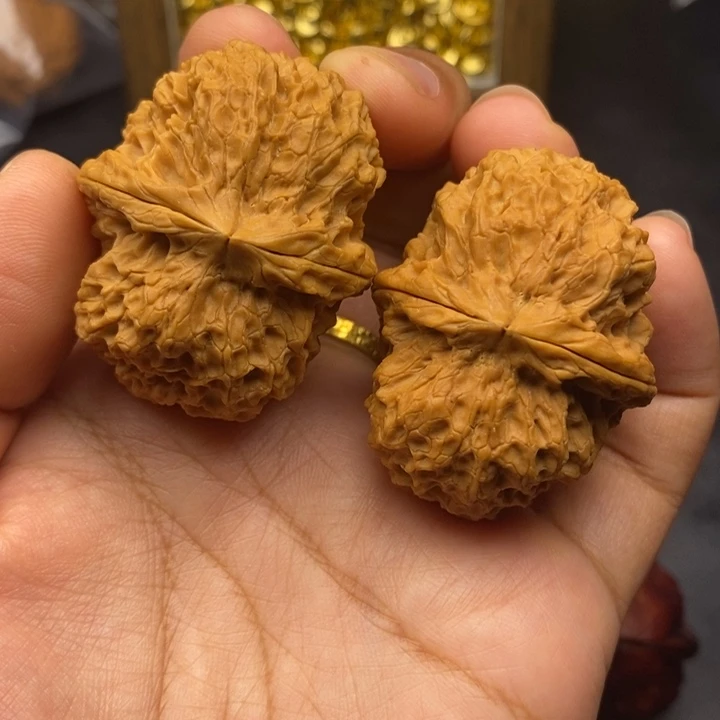 文玩核桃把件45尺麒麟元宝