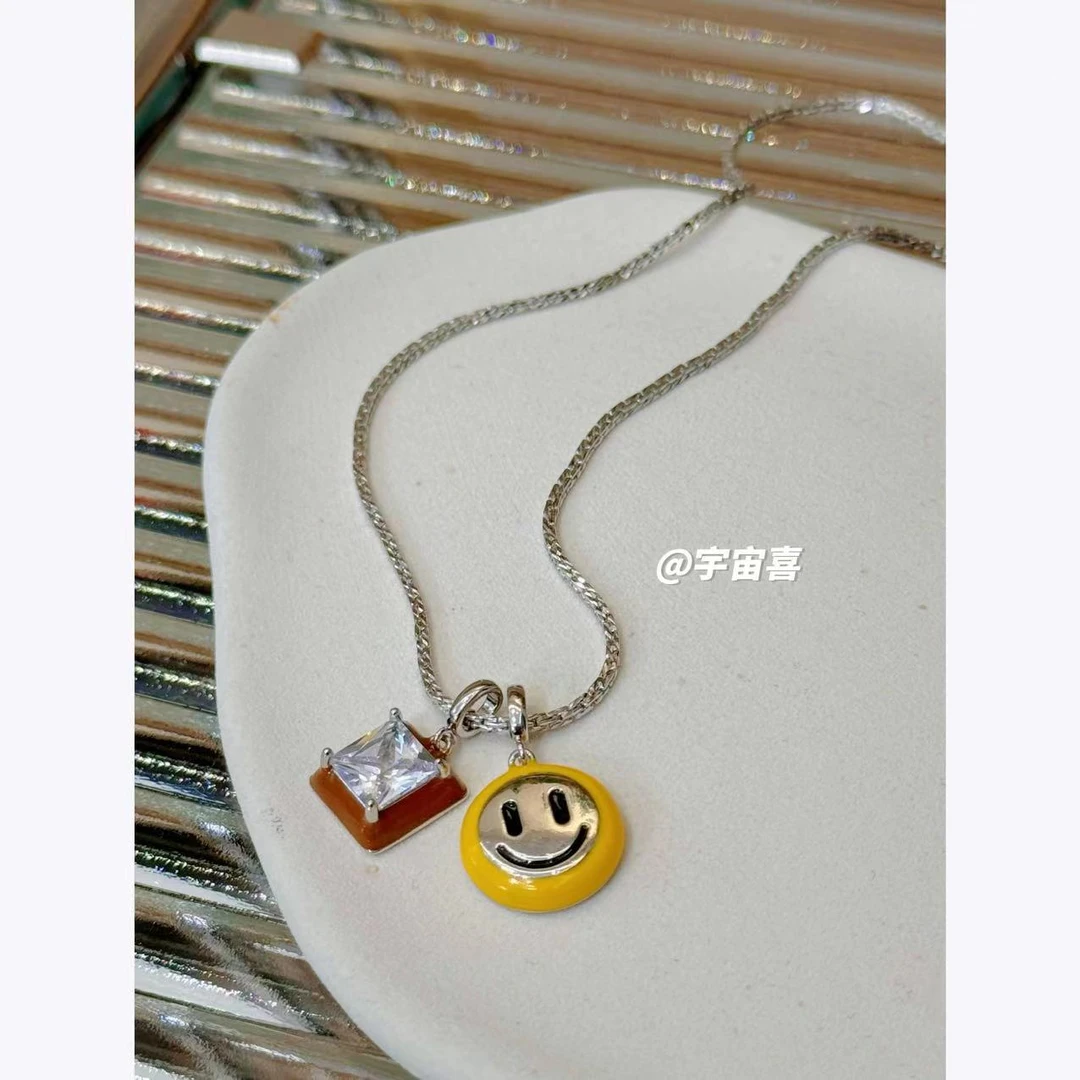 铜合金珐琅项链  H2-044【蛇骨咖色方糖白锆黄色珐琅笑脸项链】